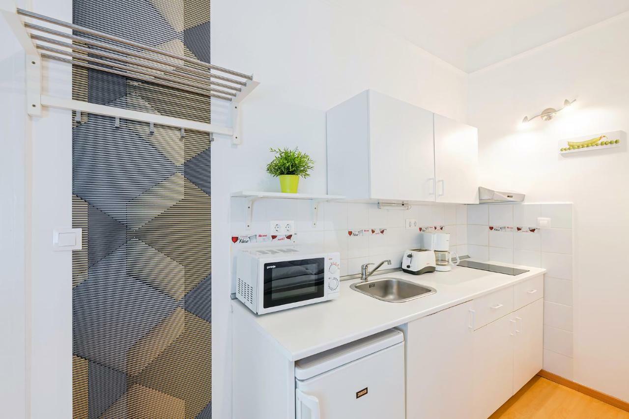 Parking, Ac, Wifi 2 Room Apartment In The Center Budapest Exterior foto